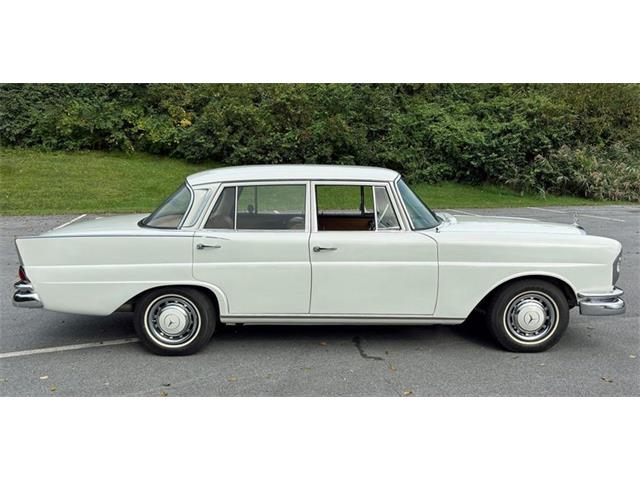 1966 Mercedes-Benz 230 (CC-2116968) for sale in West Chester, Pennsylvania