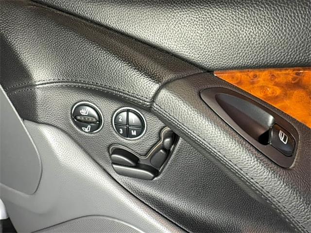 2003 Mercedes-Benz SL-Class (CC-2116986) for sale in Reading, Pennsylvania
