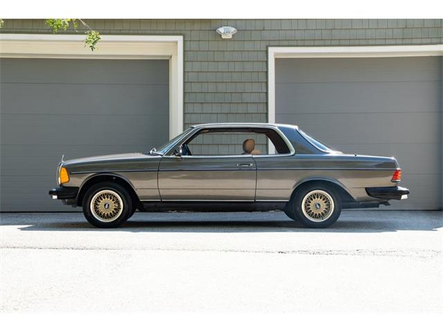 1985 Mercedes-Benz 300 (CC-2117092) for sale in Wayne, Pennsylvania