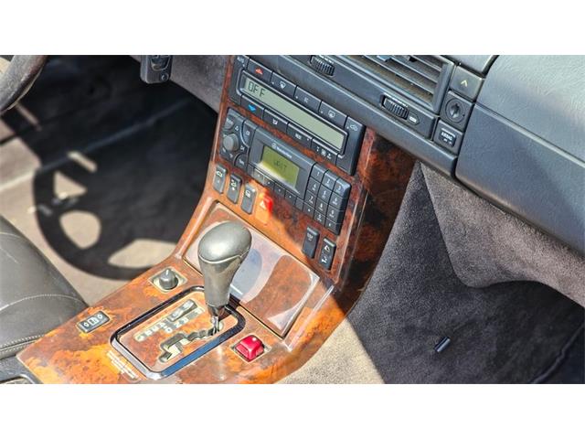 2001 Mercedes-Benz SL500 (CC-2117164) for sale in Glendale, California