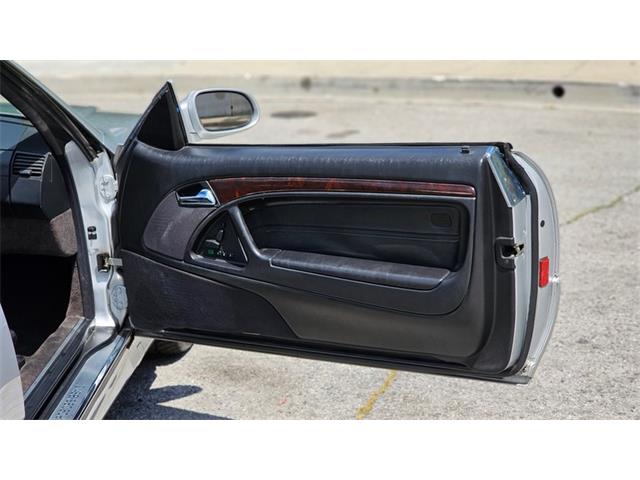 2001 Mercedes-Benz SL500 (CC-2117164) for sale in Glendale, California