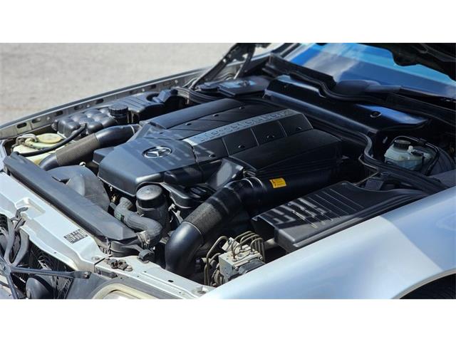 2001 Mercedes-Benz SL500 (CC-2117164) for sale in Glendale, California