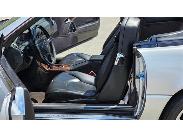 2001 Mercedes-Benz SL500 (CC-2117164) for sale in Glendale, California