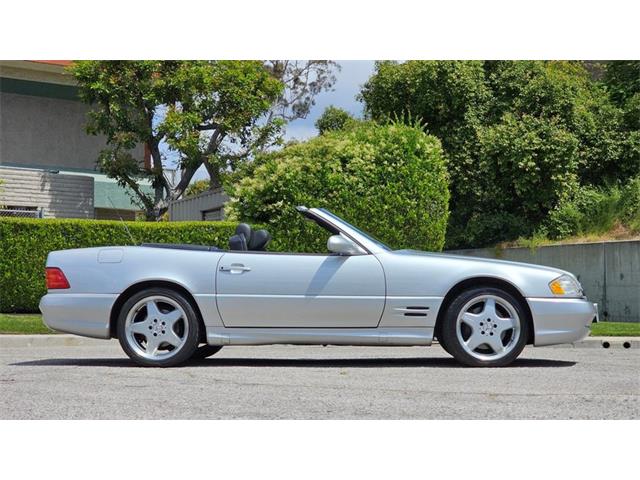2001 Mercedes-Benz SL500 (CC-2117164) for sale in Glendale, California