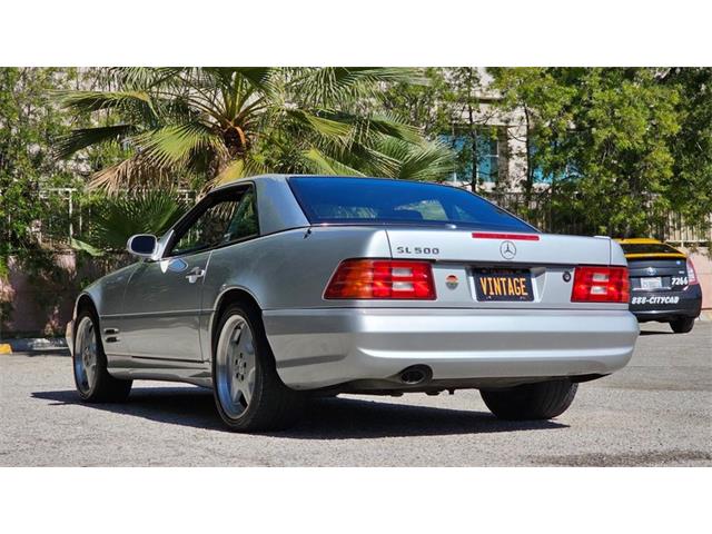 2001 Mercedes-Benz SL500 (CC-2117164) for sale in Glendale, California
