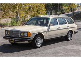 1982 Mercedes-Benz 300TD (CC-2117191) for sale in Beverly Hills, California