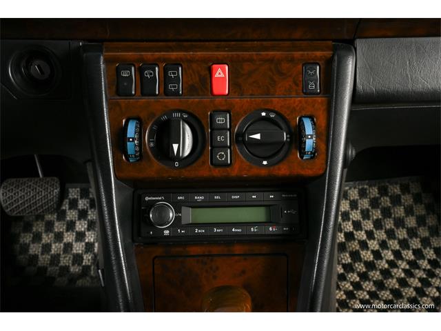 1995 Mercedes-Benz E36 (CC-2117267) for sale in Farmingdale, New York