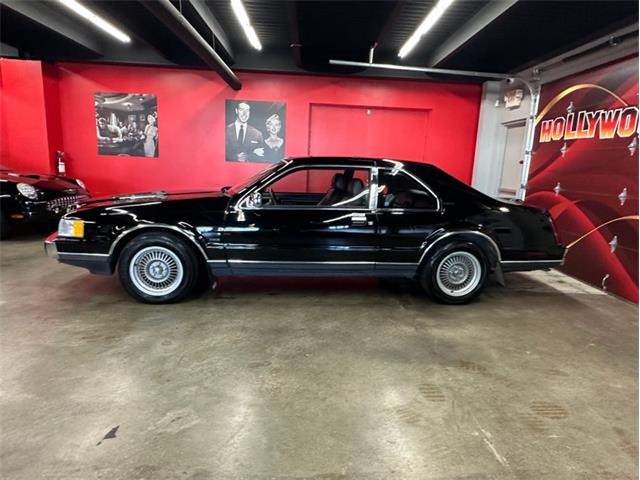 1988 Lincoln Mark VII (CC-2117297) for sale in West Babylon, New York