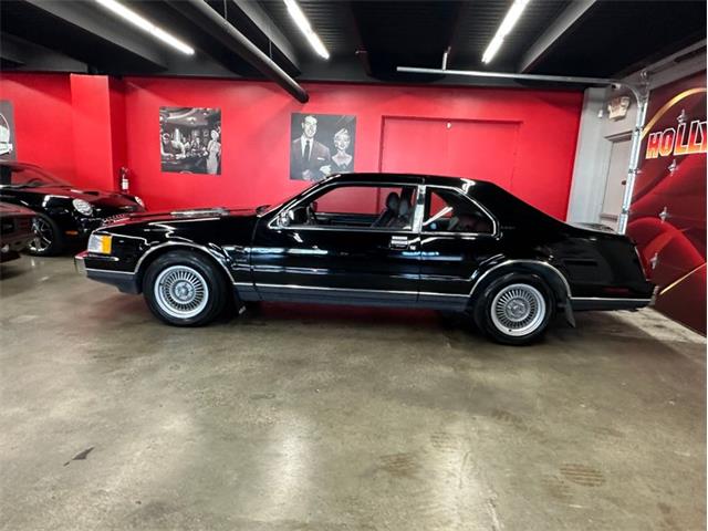 1988 Lincoln Mark VII (CC-2117297) for sale in West Babylon, New York