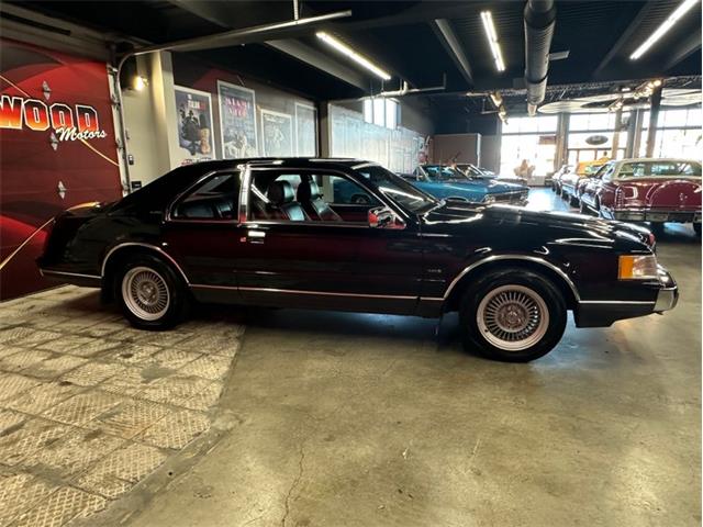 1988 Lincoln Mark VII (CC-2117297) for sale in West Babylon, New York