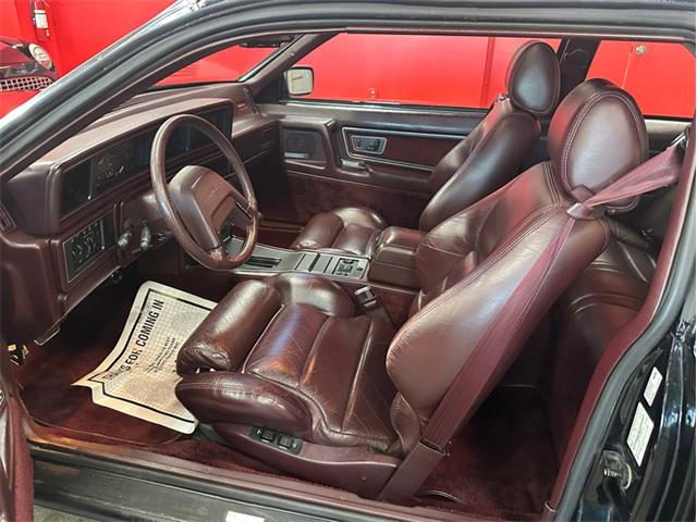 1988 Lincoln Mark VII (CC-2117297) for sale in West Babylon, New York