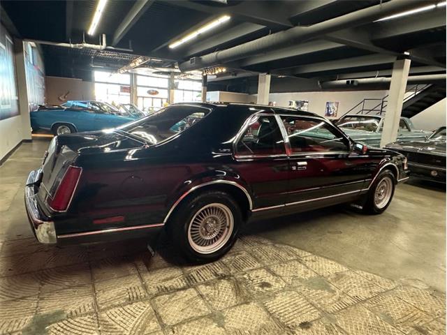 1988 Lincoln Mark VII (CC-2117297) for sale in West Babylon, New York