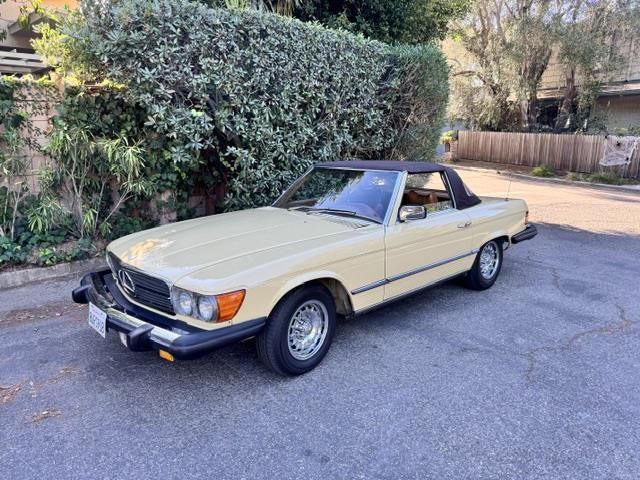 1977 Mercedes-Benz 450SL (CC-2117405) for sale in Los Angeles, California