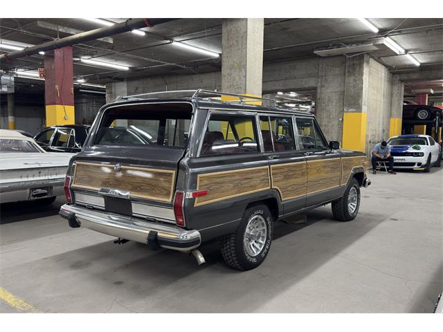 1990 Jeep Grand Wagoneer (CC-2117447) for sale in Montreal, Quebec
