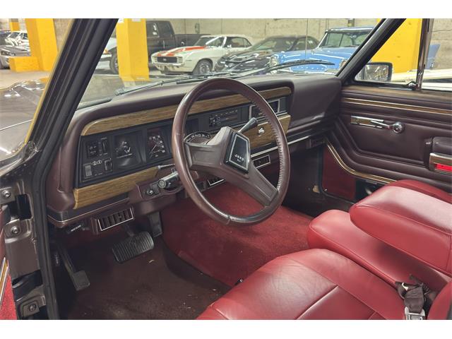 1990 Jeep Grand Wagoneer (CC-2117447) for sale in Montreal, Quebec