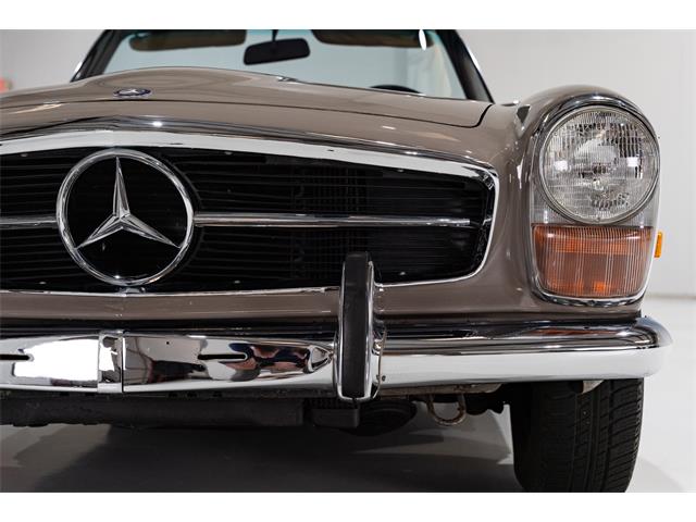 1970 Mercedes-Benz 280SL (CC-2117695) for sale in St. Louis, Missouri