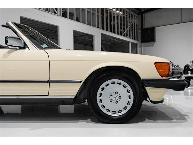 1989 Mercedes-Benz 560SL (CC-2117696) for sale in St. Louis, Missouri
