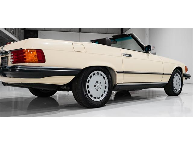 1989 Mercedes-Benz 560SL (CC-2117696) for sale in St. Louis, Missouri
