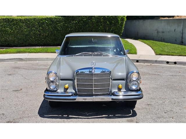 1968 Mercedes-Benz 280SEL (CC-2117734) for sale in Glendale, California