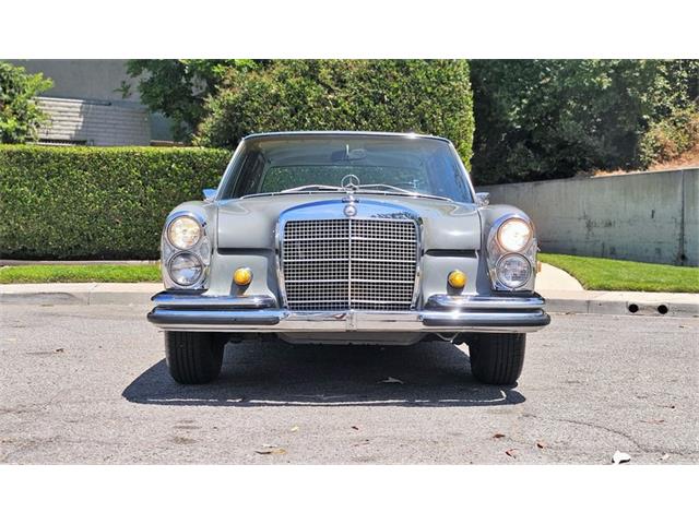 1968 Mercedes-Benz 280SEL (CC-2117734) for sale in Glendale, California
