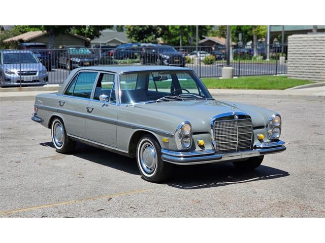 1968 Mercedes-Benz 280SEL (CC-2117734) for sale in Glendale, California
