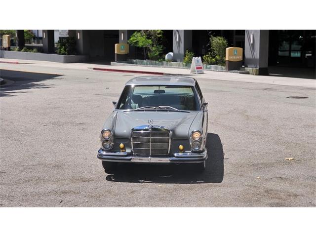 1968 Mercedes-Benz 280SEL (CC-2117734) for sale in Glendale, California