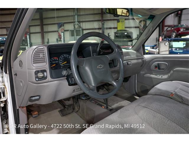 1996 Chevrolet Silverado (CC-2117753) for sale in Kentwood, Michigan