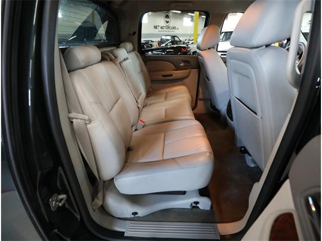 2013 Chevrolet Avalanche (CC-2117909) for sale in Addison, Illinois