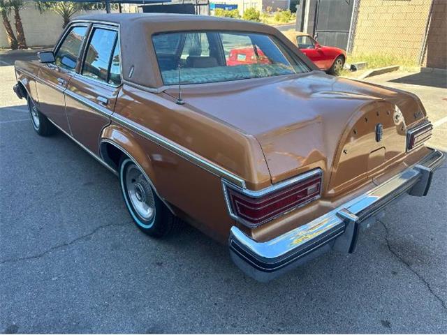 1977 Lincoln Versailles (CC-2118077) for sale in Cadillac, Michigan