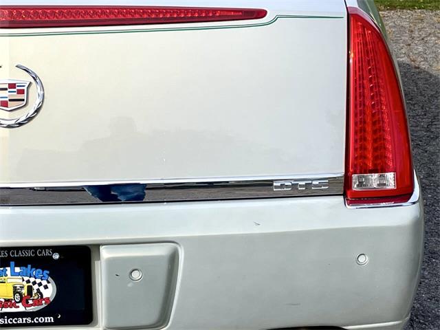 2010 Cadillac DTS (CC-2118106) for sale in Hilton, New York