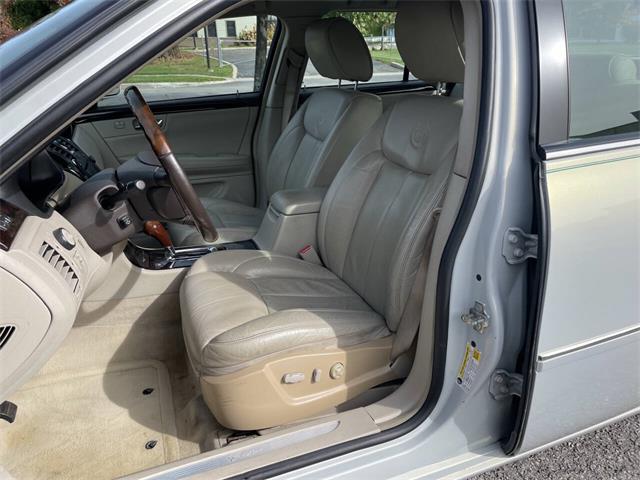 2010 Cadillac DTS (CC-2118106) for sale in Hilton, New York