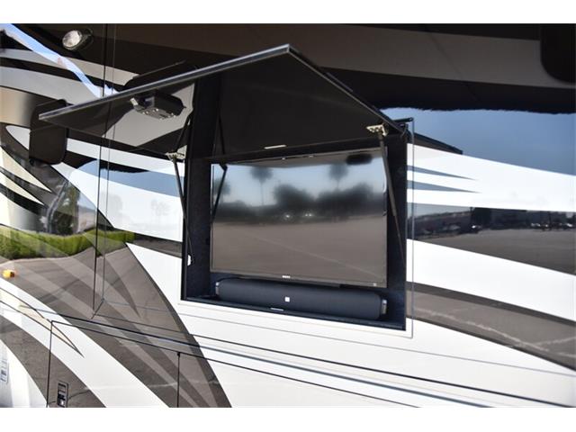2015 Newmar Dutch Star (CC-2118230) for sale in Anaheim, California