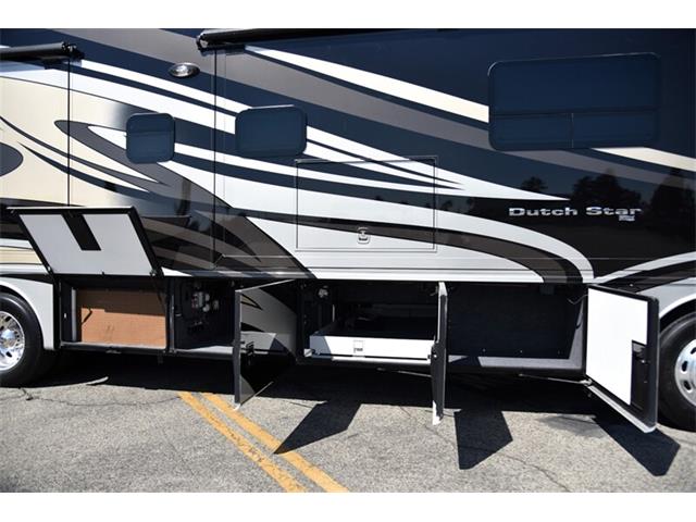 2015 Newmar Dutch Star (CC-2118230) for sale in Anaheim, California