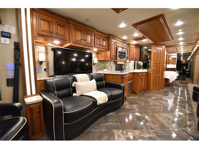 2015 Newmar Dutch Star (CC-2118230) for sale in Anaheim, California