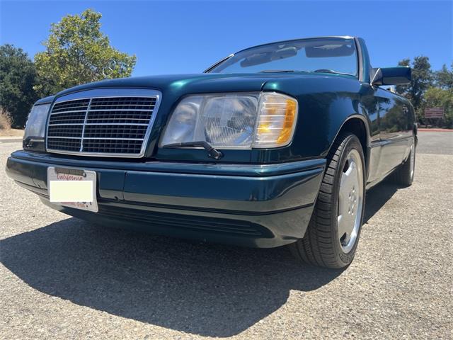 1995 Mercedes-Benz 320 (CC-2118235) for sale in Van Nuys, California