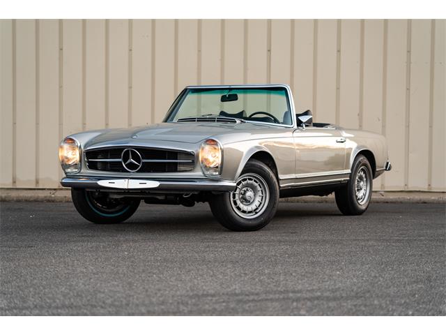 1969 Mercedes-Benz 280SL (CC-2118258) for sale in Southampton, New York