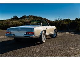 1969 Mercedes-Benz 280SL (CC-2118258) for sale in Southampton, New York