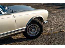 1969 Mercedes-Benz 280SL (CC-2118258) for sale in Southampton, New York