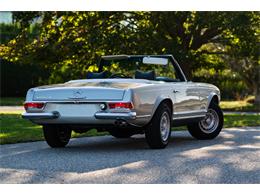 1969 Mercedes-Benz 280SL (CC-2118258) for sale in Southampton, New York