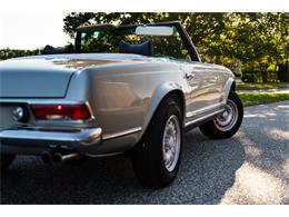1969 Mercedes-Benz 280SL (CC-2118258) for sale in Southampton, New York