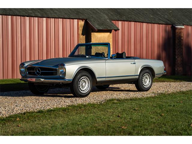 1969 Mercedes-Benz 280SL (CC-2118258) for sale in Southampton, New York