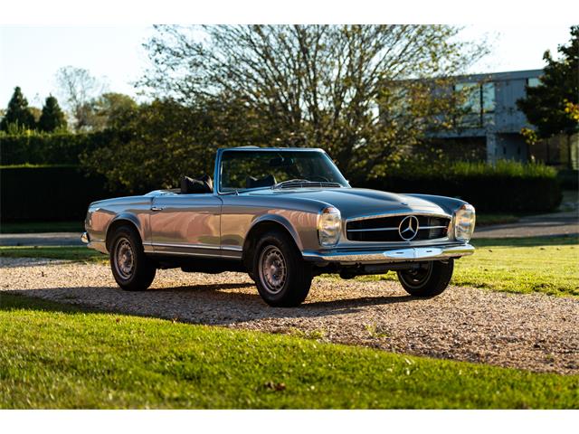 1969 Mercedes-Benz 280SL (CC-2118258) for sale in Southampton, New York
