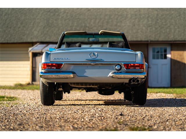 1969 Mercedes-Benz 280SL (CC-2118258) for sale in Southampton, New York