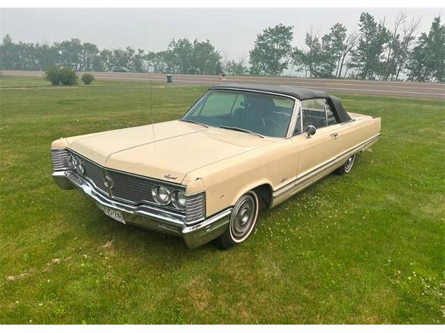 1968 Chrysler Crown Imperial (CC-2118284) for sale in Palm Springs, California