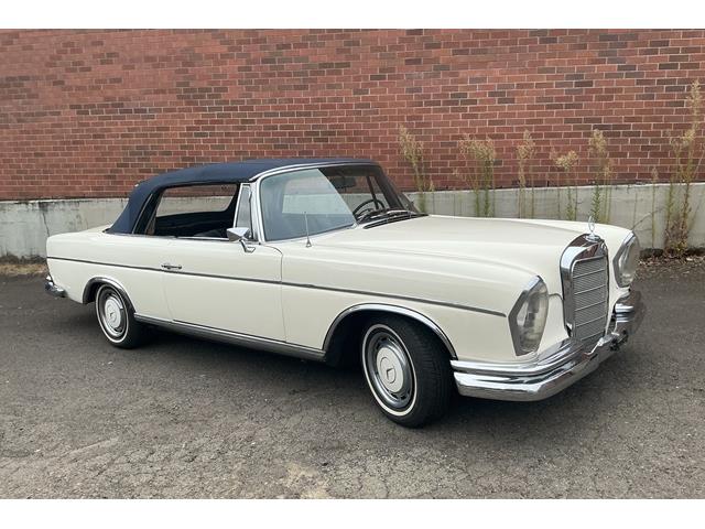 1963 Mercedes-Benz 220SE (CC-2118348) for sale in Palm Springs, California