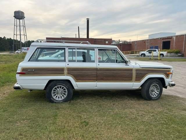 1988 Jeep Grand Wagoneer (CC-2118406) for sale in Greensboro, North Carolina