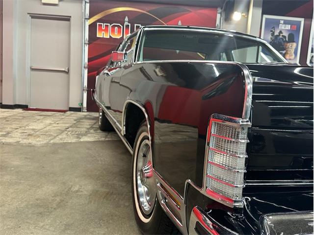 1977 Lincoln Continental (CC-2118451) for sale in West Babylon, New York