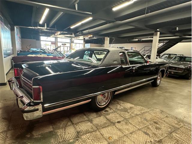 1977 Lincoln Continental (CC-2118451) for sale in West Babylon, New York