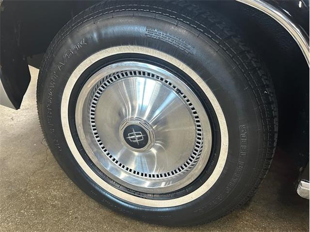 1977 Lincoln Continental (CC-2118451) for sale in West Babylon, New York