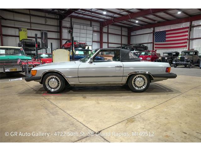 1977 Mercedes-Benz 450SL (CC-2118613) for sale in Kentwood, Michigan